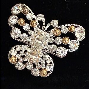 Butterfly brooch NIB vintage💖